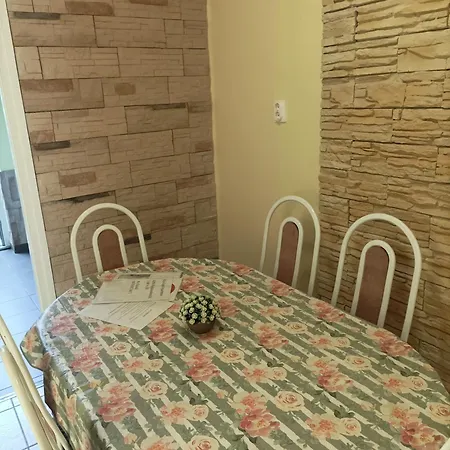 Апартаменты Kis-liget Хайдусобосло